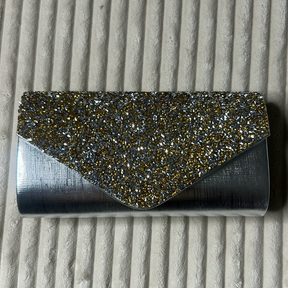 New silver purse